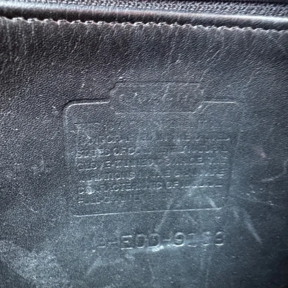Vintage COACH 9168 Black Leather Crossbody Bag Made in USA 1990 Classic - Picture 13 of 16